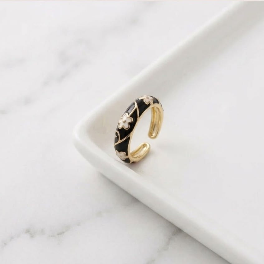 Serendipity ring